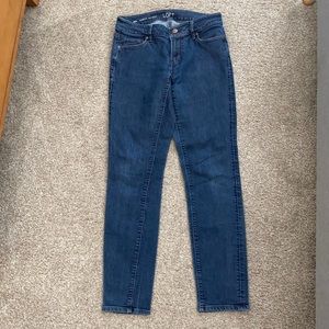 LOFT Curvy Skinny Jeans Size 4